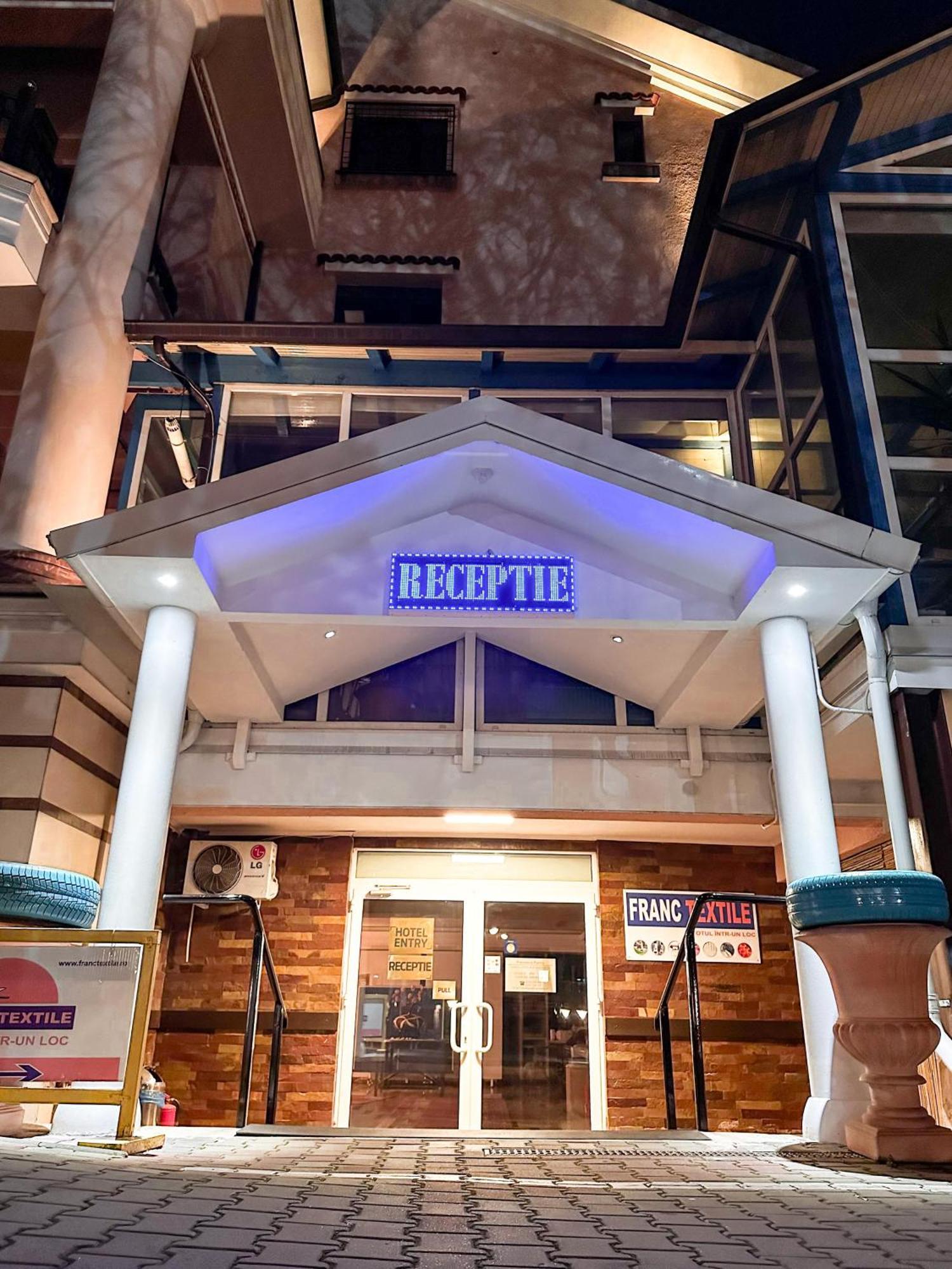 Francesca Residence Бухарест Экстерьер фото